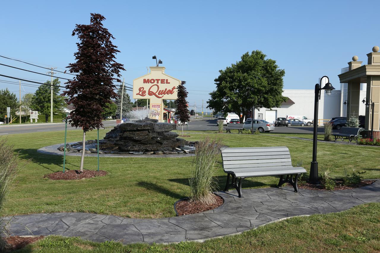 默特尔勒凯尔特酒店 Lac-Mégantic 外观 照片